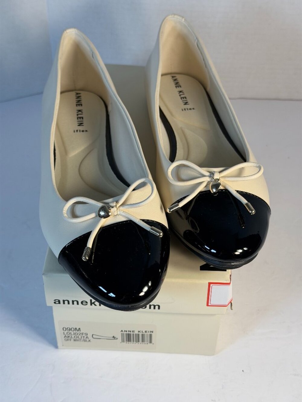 New Anne Klein shoes size 9